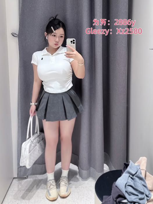 dk22584's tweet photo. 是的，我離婚了
我不是輸給小三，
而是輸在太相信感情。
這麼多年，我失去了青春和健康，
生產後遺症生病成了聽障，
現在又要失去婚姻。
但是，生活還是要繼續。
我要努力變好起來！
希望能結識到更多的人！
提前感謝大家的支持，
讓我們一起變好！
#ㄌㄞ：2886y https://t.co/6Jrv599Xd0