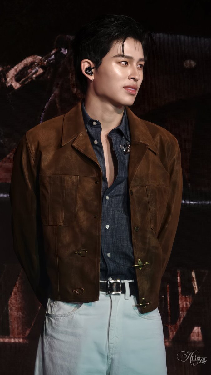 ​ᴀʟɪsᴛᴀʀ​​ʷᵃʸ​ 𖠌 𝗣®​⋆. tweet media