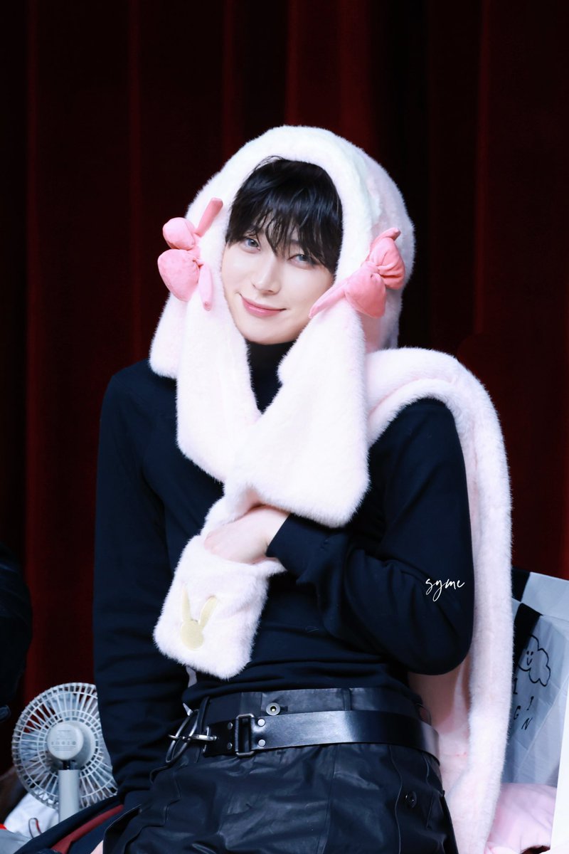sunooke0624's tweet photo. 250123 sw

like fox 🦊

#ENHYPEN #SUNOO #선우 https://t.co/ti4Ugmq3dQ