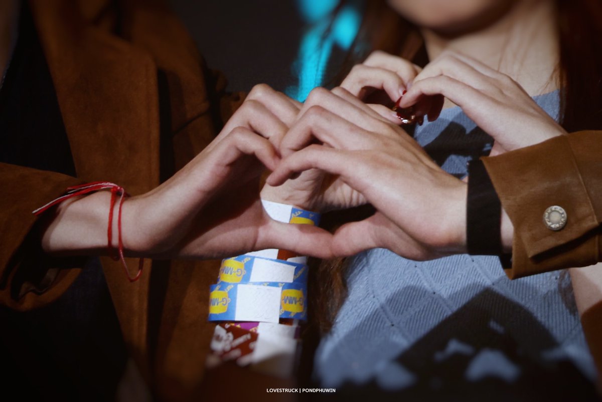 20260418｜PONDPHUWIN RENDEZVOUS FANCON IN MACAU

☺️☺️

PONDPHUWIN RENDEZV MACAU

#PondPhuwinRendezvousInMacau
#ปอนด์ภูวินทร์