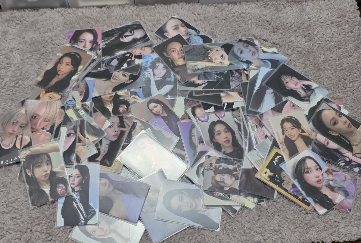 สร้างแอคมาเอฟการ์ด tweet media