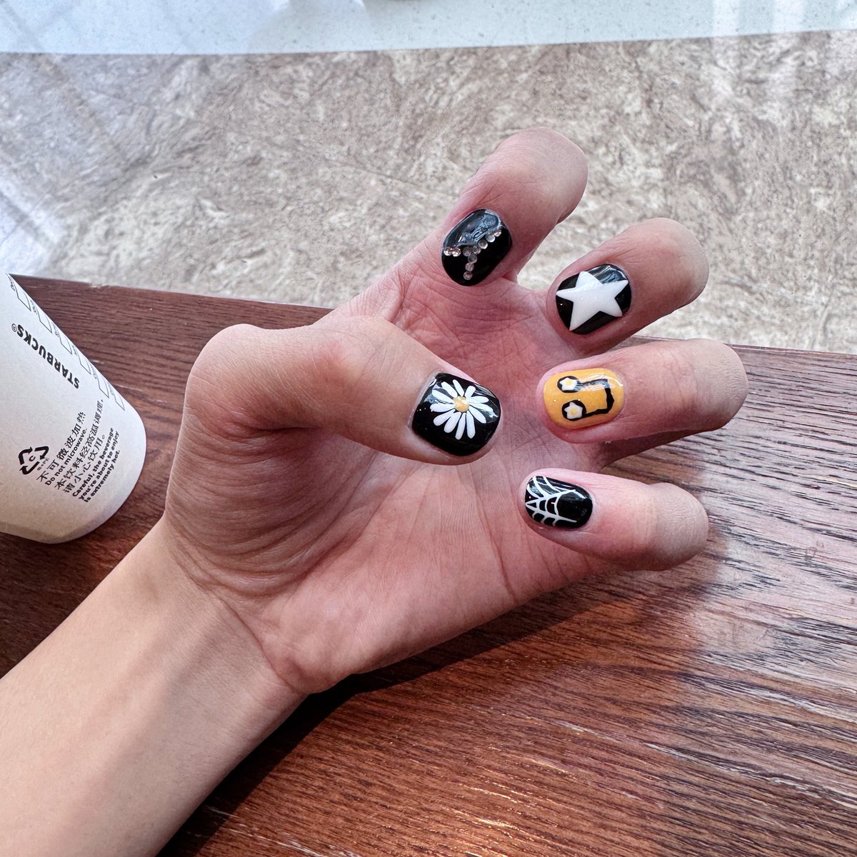 littlehu22's tweet photo. I'm  gonna fuck u up https://t.co/dYINdiNYXY