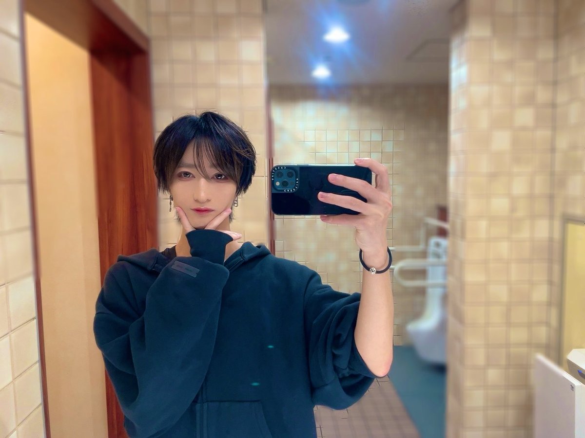 汐留シオサイト👑 本日もたくさんの応援ありがとう😳✨ 皆んなと食パン