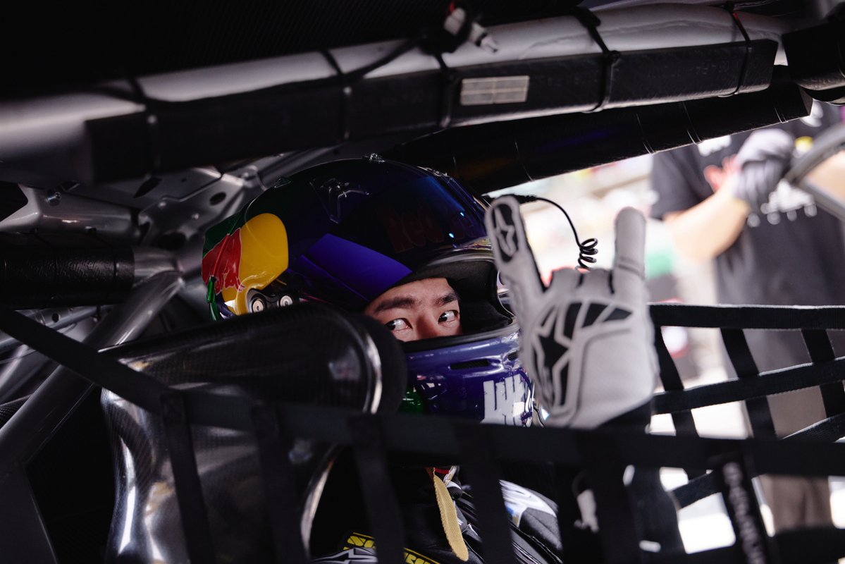 ✿ฺ hana ฺ tweet media