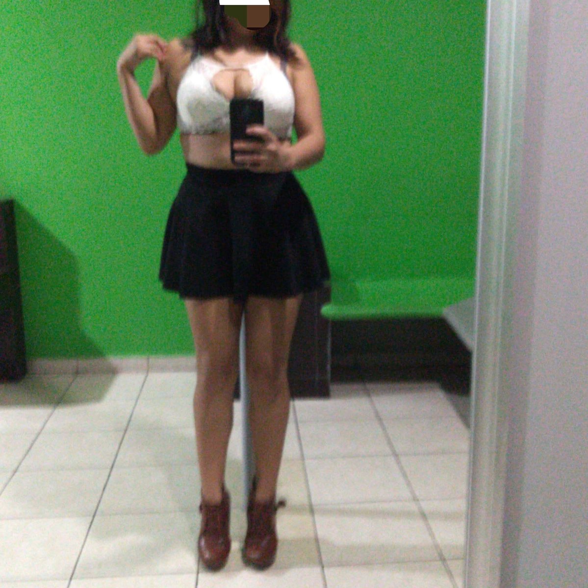 sandyhelen tweet media