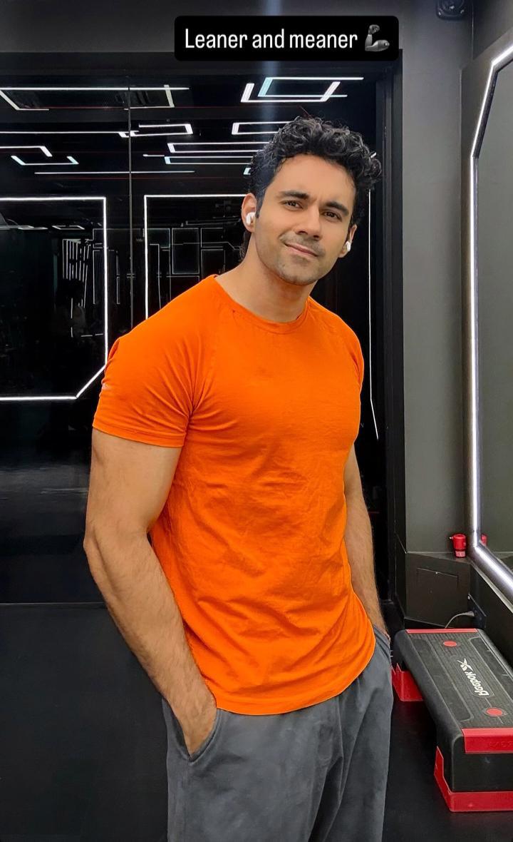 Kitnuuuu handsome lag raha h "Mera Orange"🧡🙈🤏

#Abhinoor