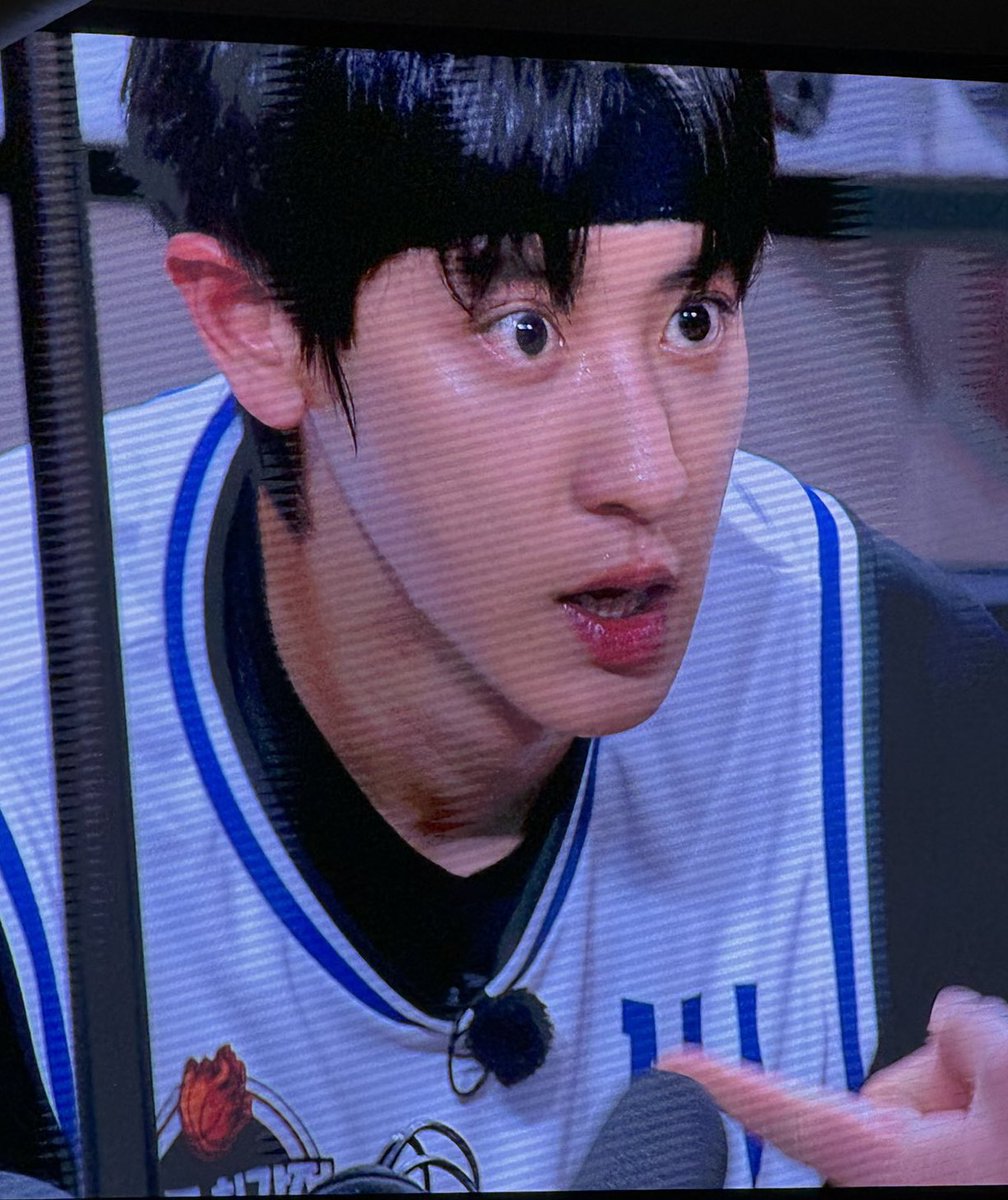คอนเสิร์ตก็จะทัวร์ บาสก็จะแข่ง ยอดคนเกิ๊นชานยอล