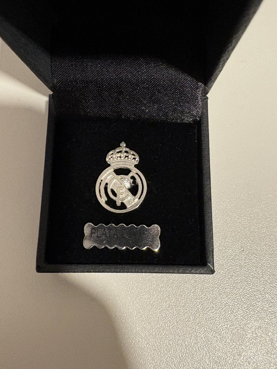 25 años de socio. Ya sólo me falta el patrimonio para quitar a Dementino.