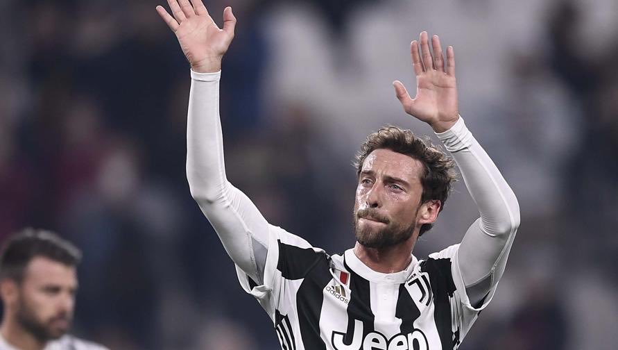 NicoSchira's tweet image. Claudio #Marchisio a Dazn: “Cosa manca a questa #Juve per tornare a vincere? Non voglio mancare di rispetto ai calciatori che ci sono adesso, ma mancano giocatori forti”