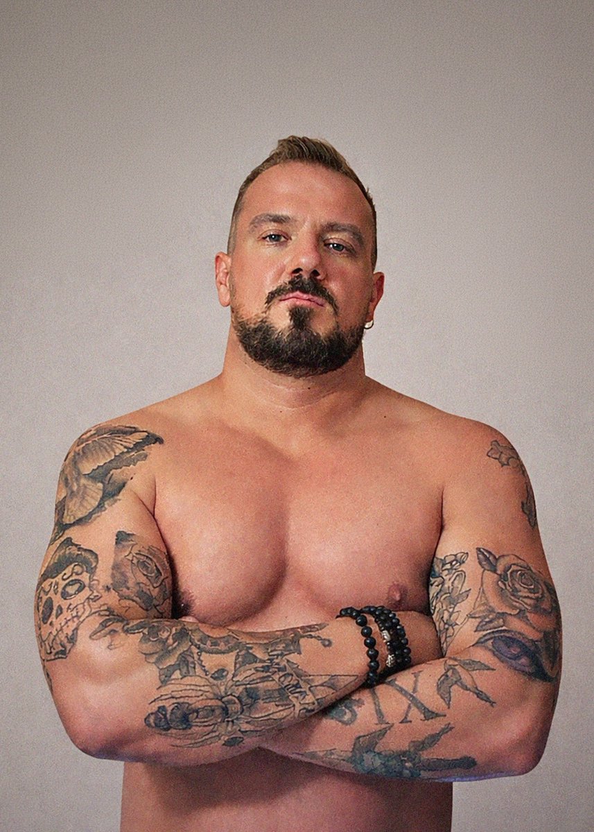 LeandroSoarex's tweet image. Tempos fáceis criam homens fracos,
Homens fracos criam tempos difíceis,
Tempos difíceis criam homens fortes, 
Homens fortes criam tempos fáceis,

#leosoares #leosoaresfisio #workhard

@leosoares.pt  📷
@leosoaresfisio 🍃