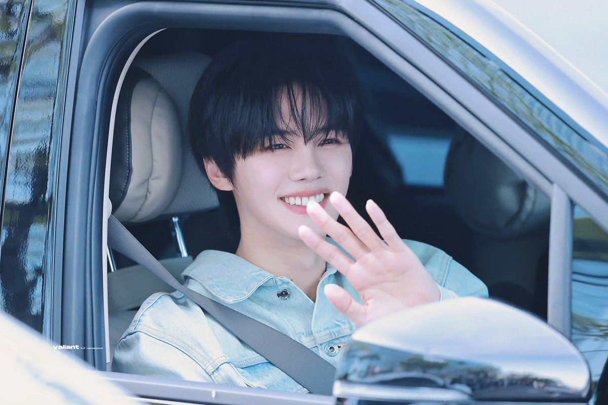 𝙑𝙖𝙡𝙞𝙖𝙣𝙩. tweet media