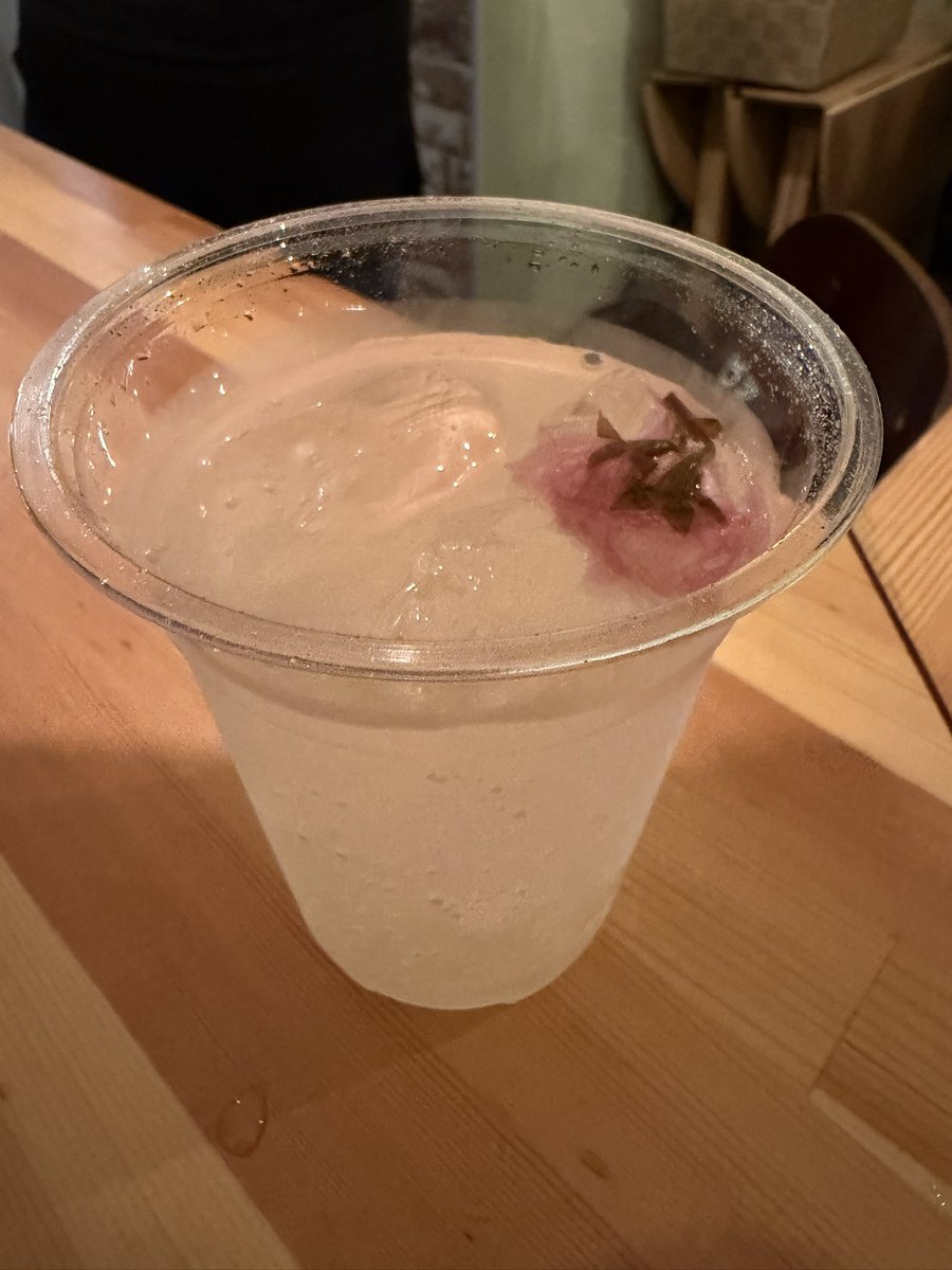 MjmsShiro's tweet image. オリジナルドリンクだったり
スガキヤだったり
どらもっちだったりw
#yuri #AMI #キミカ