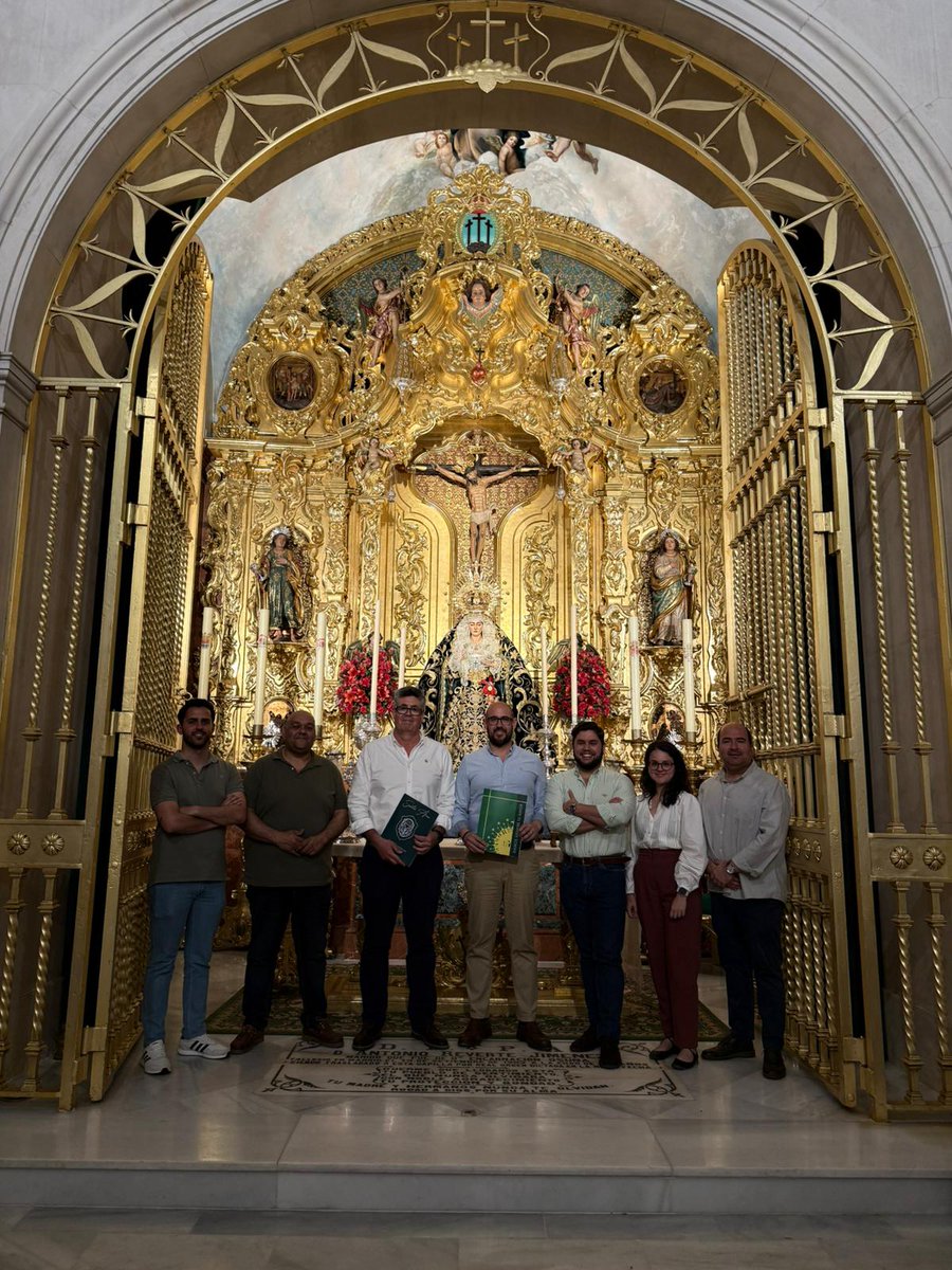 #ACTUALIDAD | Acompañamiento musical para la Procesión de la Cruz de Mayo (Día de la Cruz) junto a <a href="/BMSantaAna/">B.M. Santa Ana</a>. 

Informamos a nuestros hermanos y hermanas del compromiso firmado entre nuestra Hermandad y la Banda de Música Santa Ana, de Dos Hermanas.

Nos acompañará musicalmente