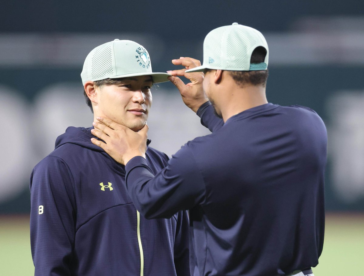 オリほーーーち tweet media