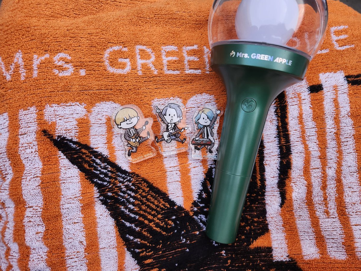 あっきー tweet media