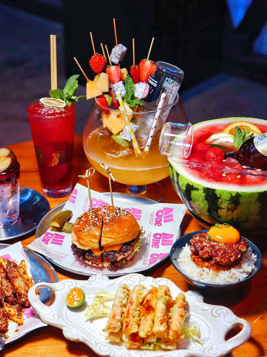 Jimbo Cupcake tweet media