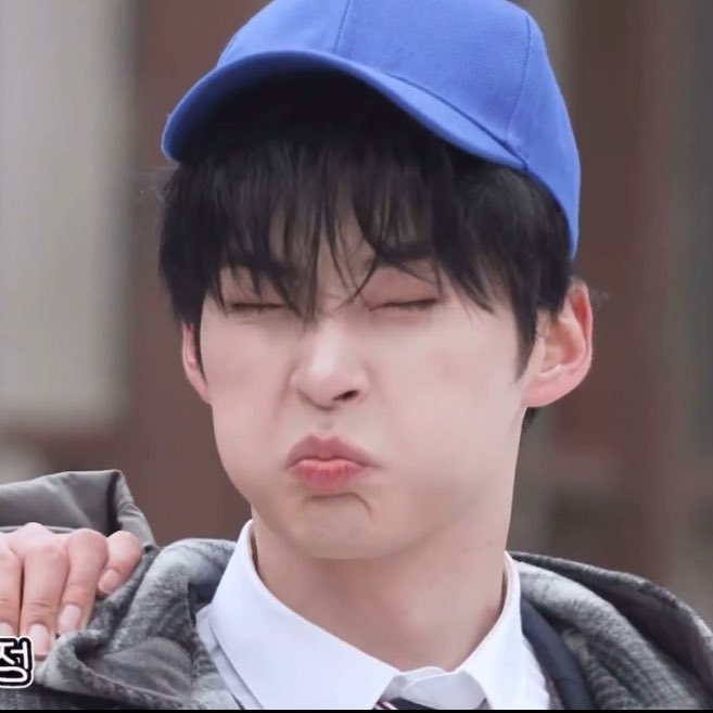 ‎고미._.니 tweet media