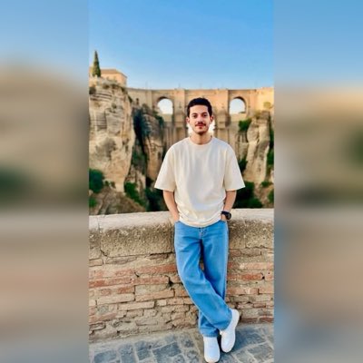 alomdaamr's tweet photo. #NewProfilePic https://t.co/iPWwKva8BK