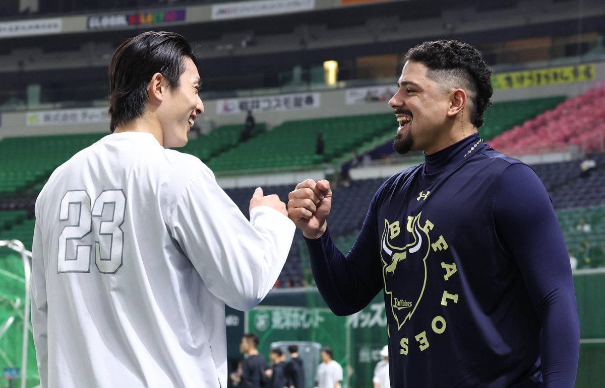 オリほーーーち tweet media