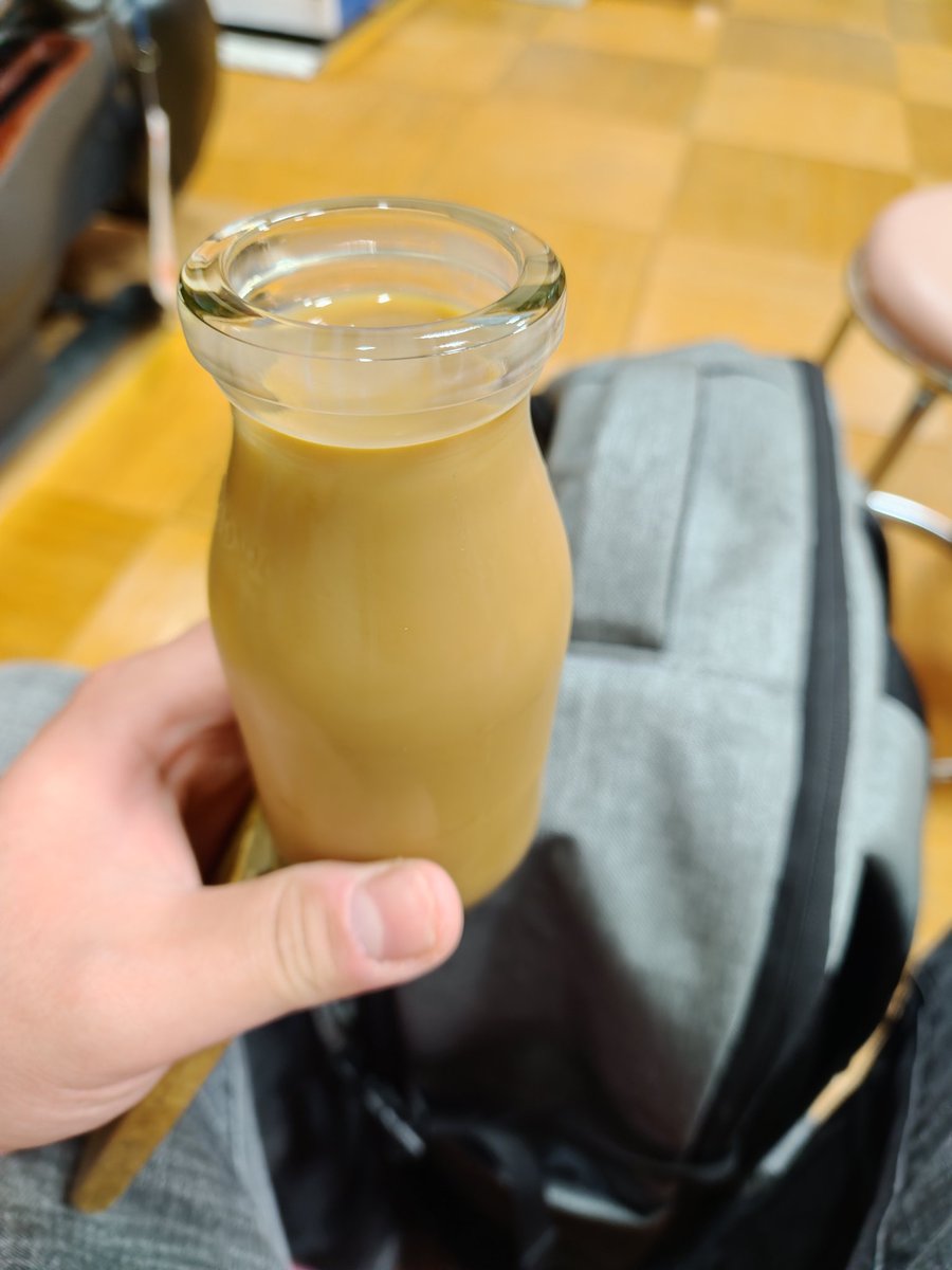 どんべい tweet media