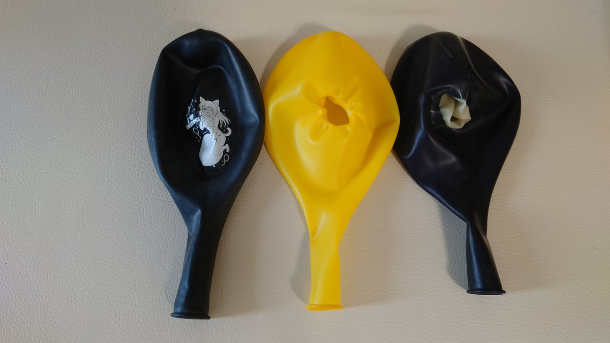 nonoka_balloon's tweet image. Bought some homemade Donut balloons from an Italian maker. It seems it is modified from a Cattex 24.
#balloon #風船フェチ #Looner #SPH4YOU