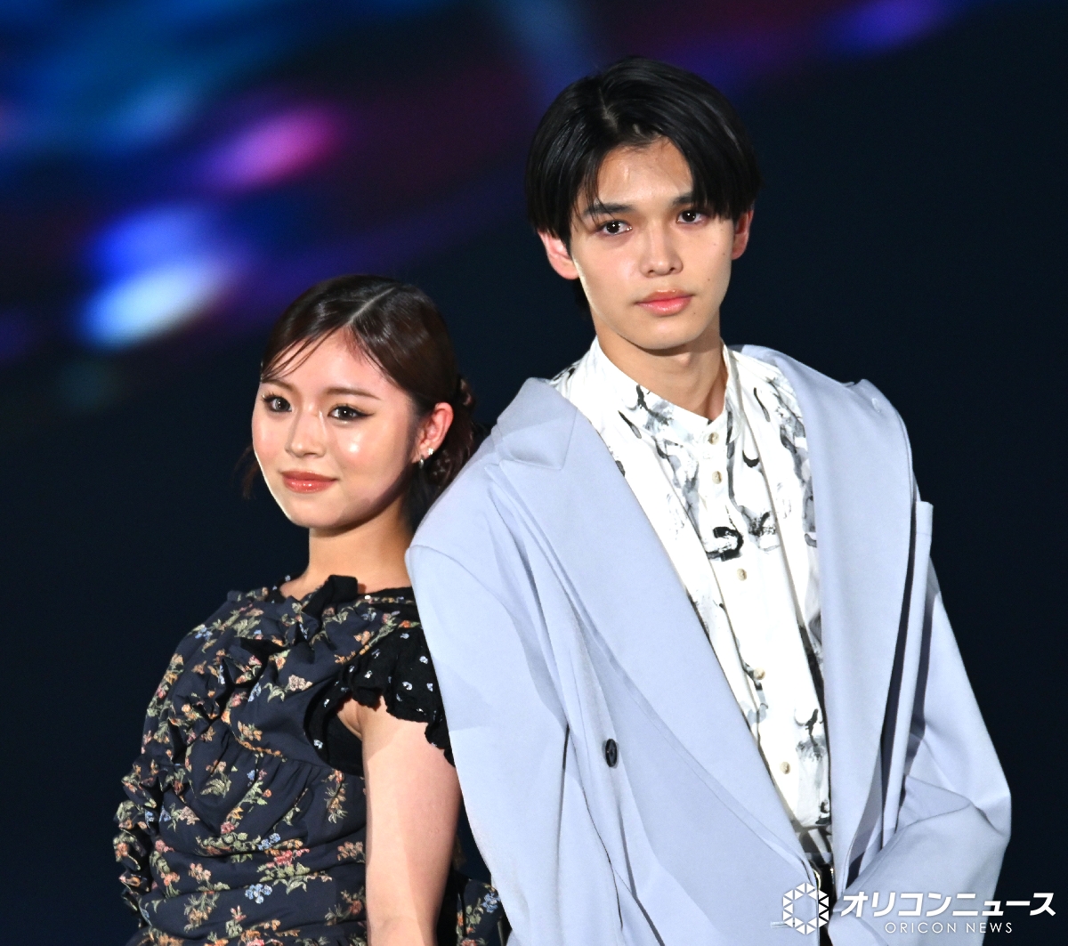 oricon's tweet photo. 【🌼ガルアワ 26 S/S🌼】
『今日好き』倉澤俊＆谷村優真
“しゅんゆま”がペアランウェイ✨️

シックなコーディネートで歓声浴びる💕
https://t.co/oMhBN8NAYJ

＼フォトギャラ随時更新中📸🌟／
https://t.co/U26qjjJbWD

#ガルアワ2026SS https://t.co/tPtJ9AbGrB