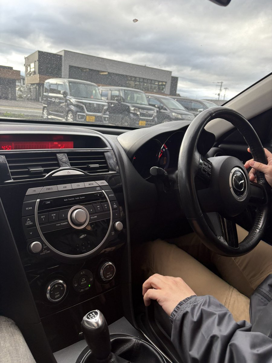 いーかー tweet media