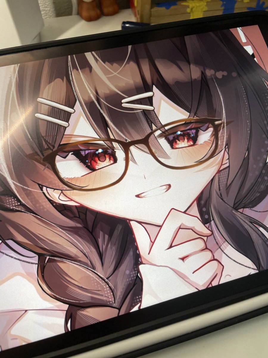 kureha_140317's tweet photo. ちょっと前に流行ったメガネのやつ！！👓
ありえん可愛くないですか😭🫶🏻 https://t.co/nNLBxsKMI9