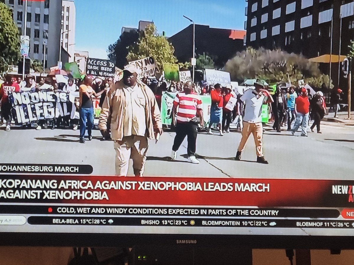 No Nonsense tweet media