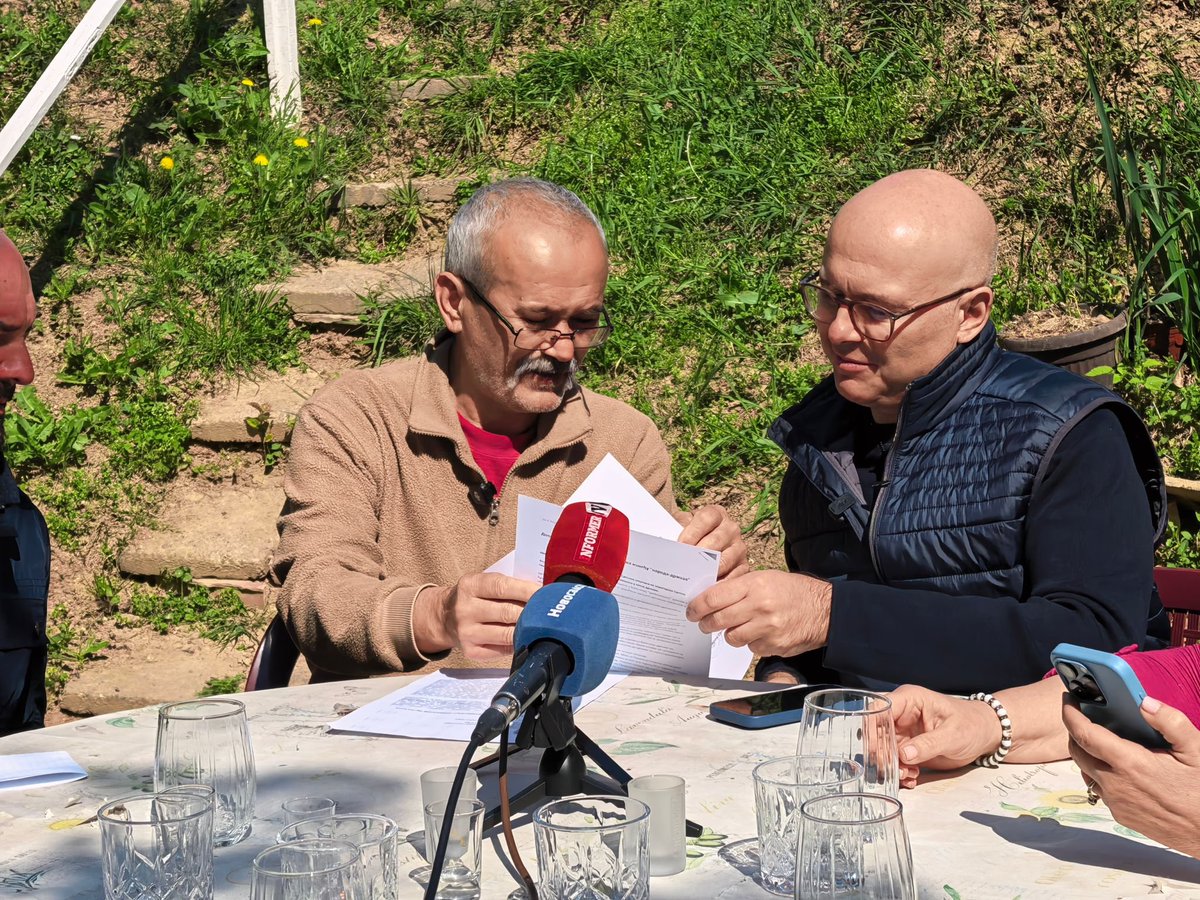 Милош Вучевић tweet media