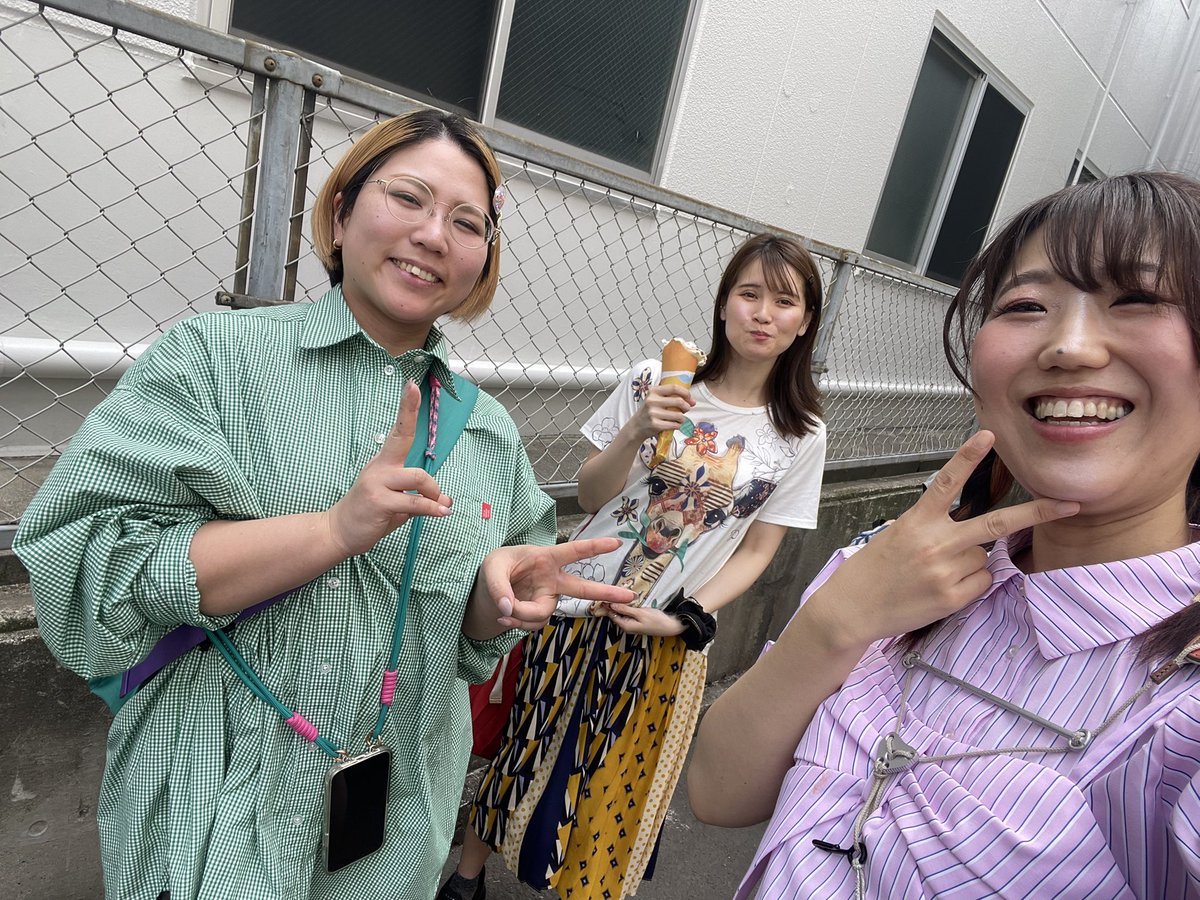 hyunsoon_clyori's tweet photo. @pmlnono 
@hoshikue20151 
本日、企業さまの会社イベントにて野外演奏でした🙌🙌来年も呼んで頂けるとの事で大変嬉しく思います😊

野外屋根なしで返しなし！色々楽しかった🤣 https://t.co/nPjPj1DyOb