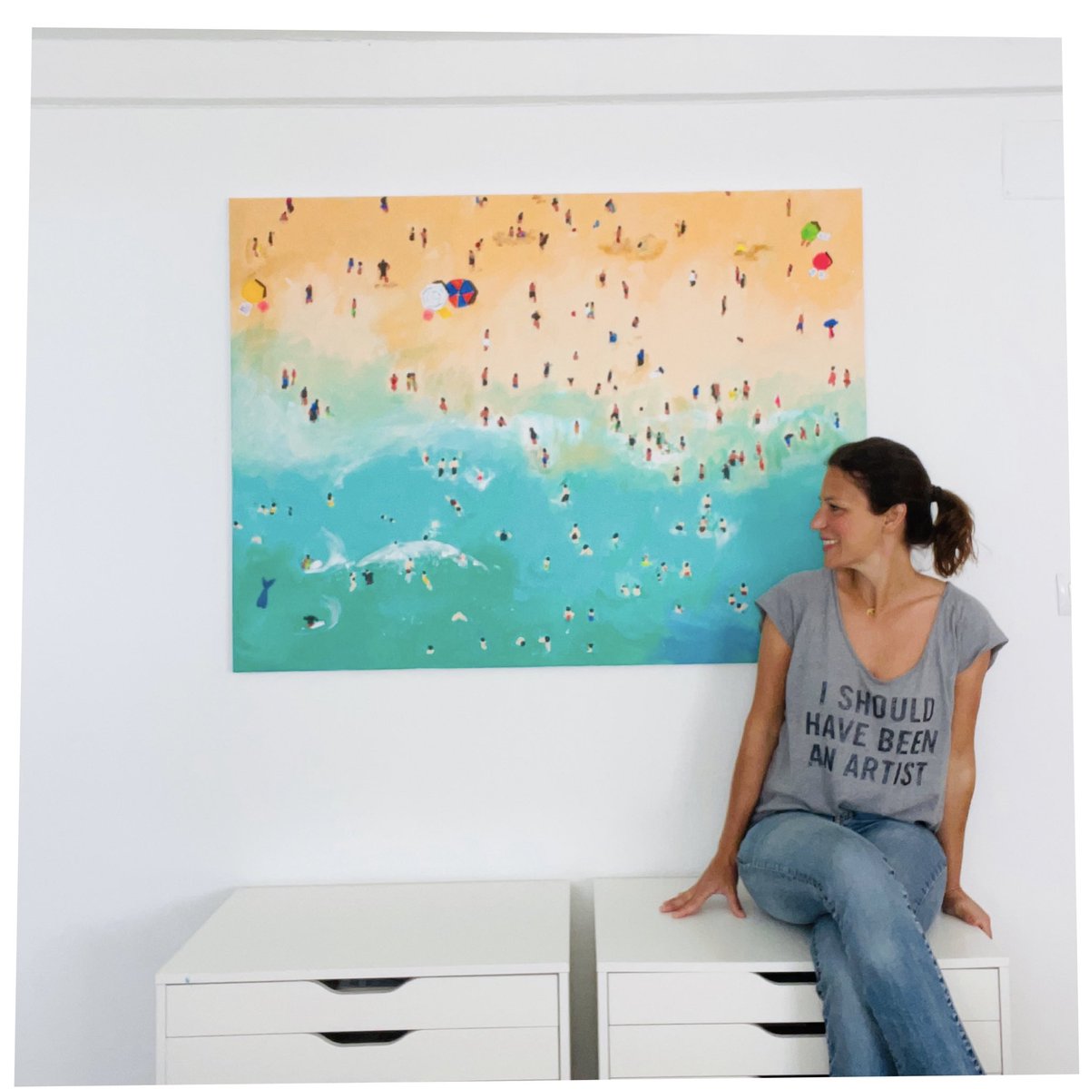 ElGabineteDeLas's tweet photo. Me gusta pintar gente en la playa porque todos nos igualamos. Todos somos felices en el mar, todo somos ricos en el mar. https://t.co/uBs5Hgqi0n