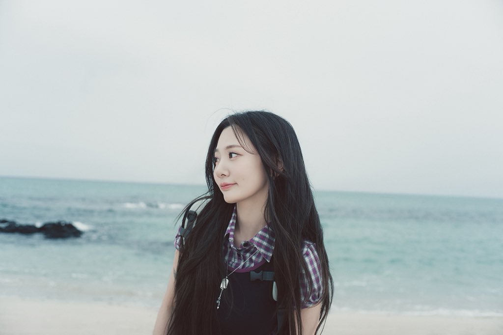 [𝗖𝗼𝗻𝗰𝗲𝗽𝘁 𝗣𝗵𝗼𝘁𝗼]   
⠀
🎞️ 𝑂𝑢𝑟 𝑚𝑒𝑚𝑜𝑟𝑖𝑒𝑠

볼빨간사춘기(BOL4) 𝖭𝖾𝗐 𝖲𝗂𝗇𝗀𝗅𝖾 [𝗙𝗶𝗻𝗱 𝗬𝗼𝘂]
➼ 2026.04.22 6PM (KST)
⠀
#볼빨간사춘기 #BOL4 #FindYou