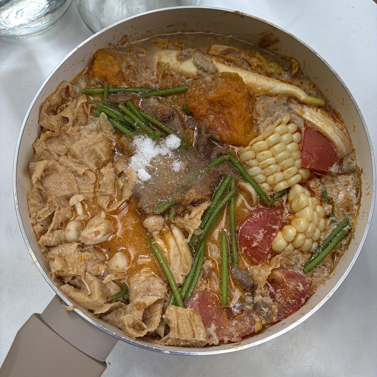 sAndra Shen tweet media