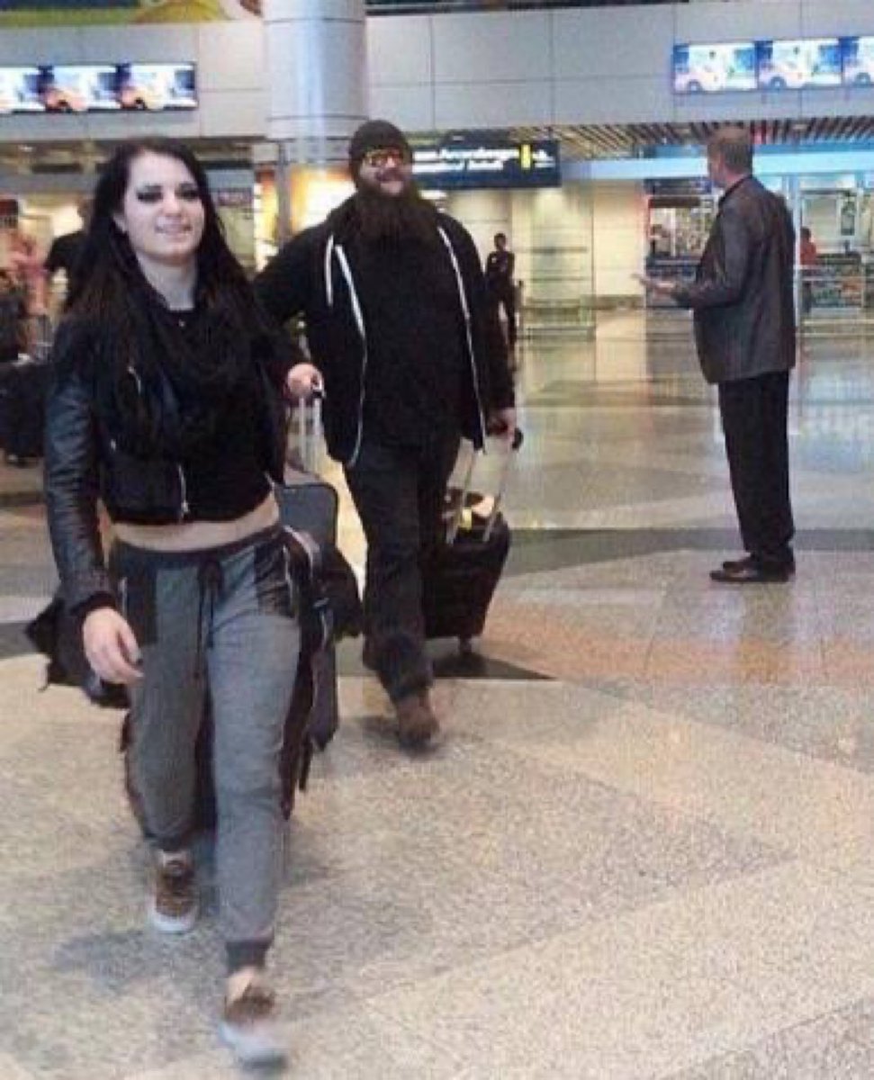 AVA RHEA IICONICS EMMA TIFF WREN NIA CHE & GR STAN tweet media