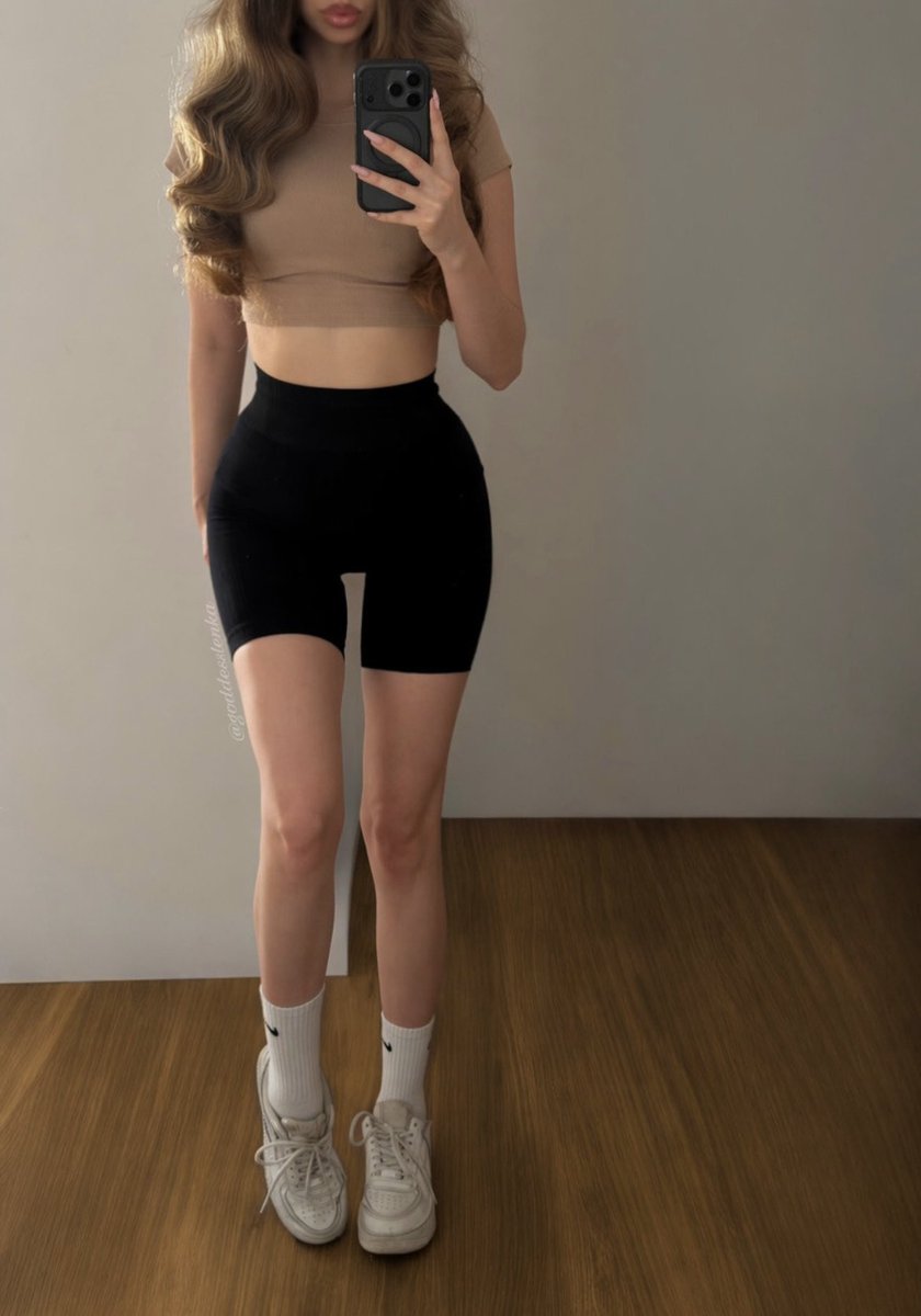 𝑮𝒐𝒅𝒅𝒆𝒔𝒔 𝑳𝒆𝒏𝒂 𝑭𝑰𝑵𝑫𝑶𝑴 ✨ tweet media