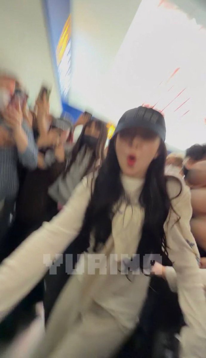 aya 🍊🦫🪉 tweet media