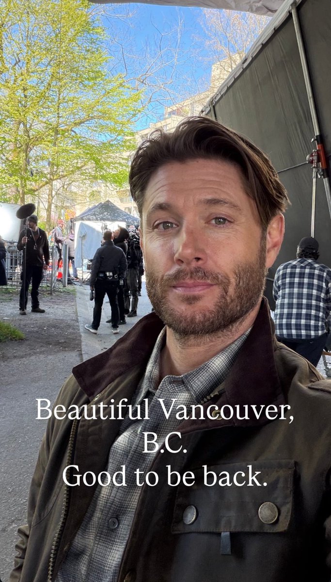 𝙹𝚎𝚗𝚜𝚎𝚗 𝙰𝚌𝚔𝚕𝚎𝚜 𝙵𝚊𝚗𝚙𝚊𝚐𝚎 tweet media