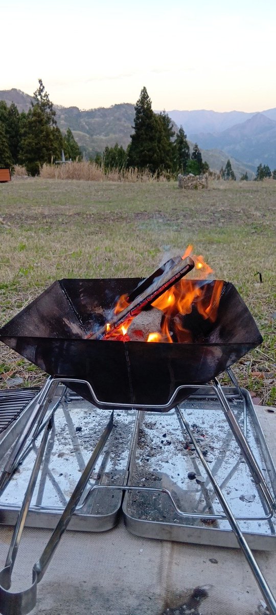 大益  羅 tweet media