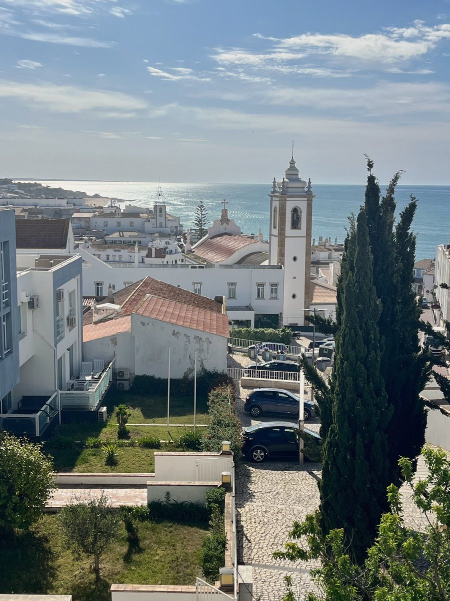 lizzie_hubbard2's tweet image. Today’s #view 🤩 #Albufeira #Portugal 🇵🇹 #Portuguesa 

Have a good #Saturday 🌞🌿🌼
#VisitPortugal #BestOfPortugal