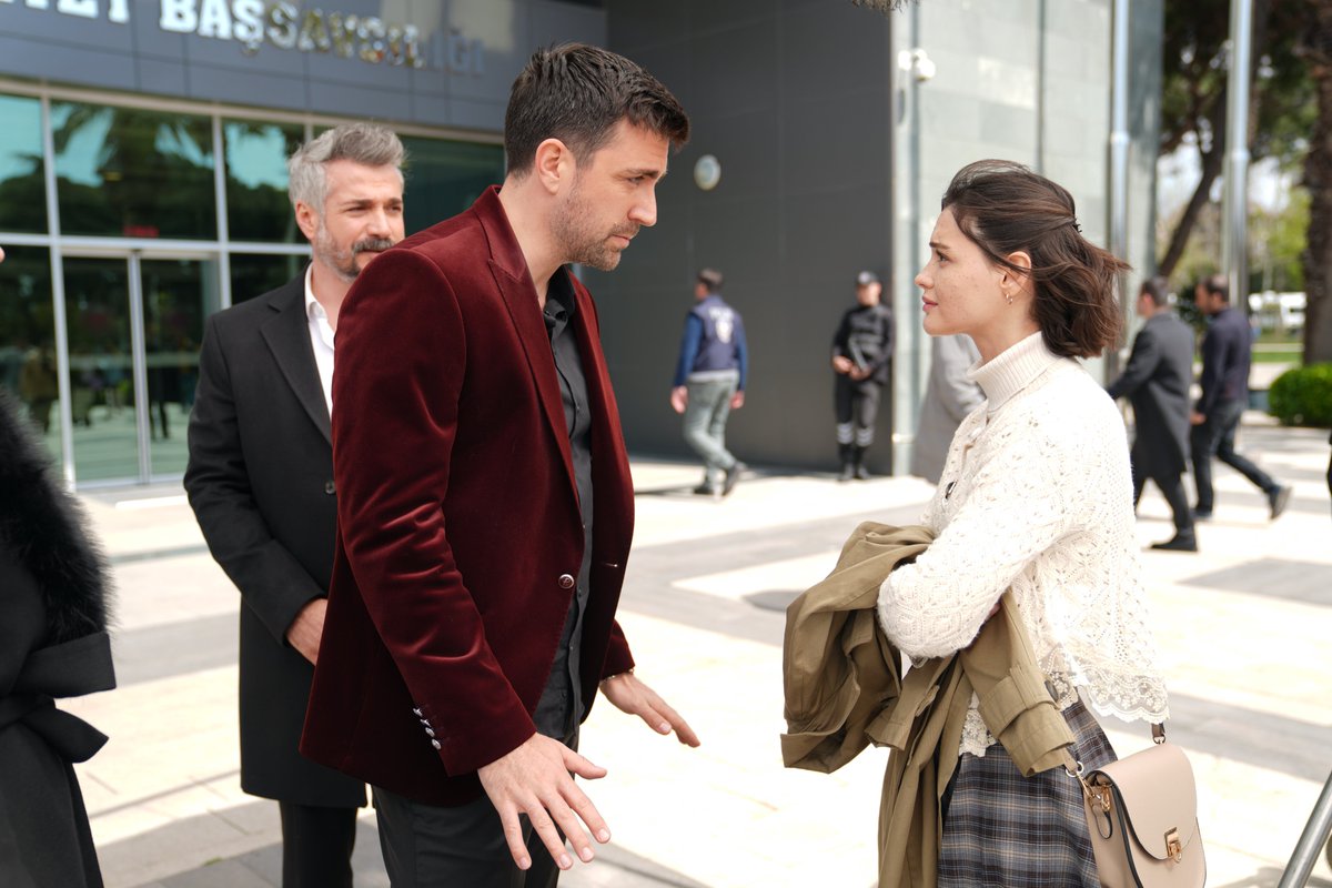 startv's tweet image. #Çirkin yeni bölüm fotoğrafları! 📷 4. bölüm yarın 20.00'de Star'da! @CirkinDiziResmi