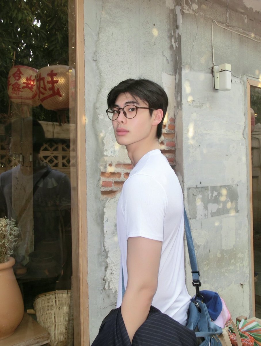 #theewave #ท่านโปรดคลื่น