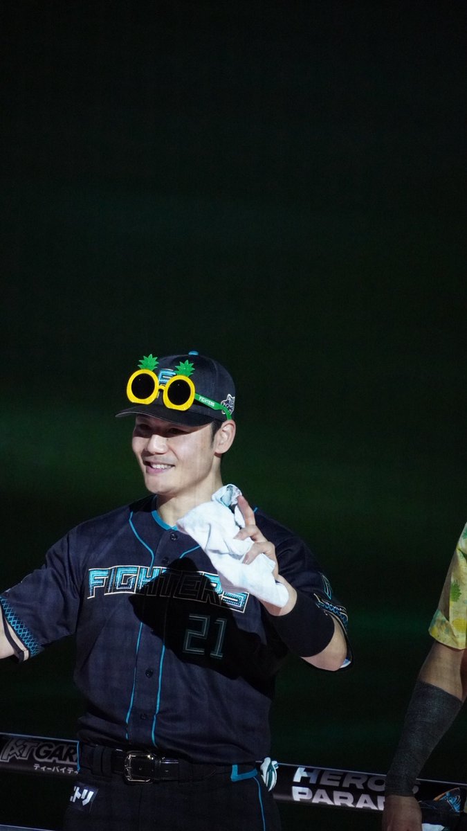 hamurow's tweet photo. 本日のヒーロー2人‼️

2026.04.18エスコンフィールド北海道

#清宮幸太郎 #水谷瞬 #lovefighters #エスコンフィールド北海道 #ドミれ #ファイターズファンと繋がりたい #北海道日本ハムファイターズ https://t.co/B3AZIhJRue