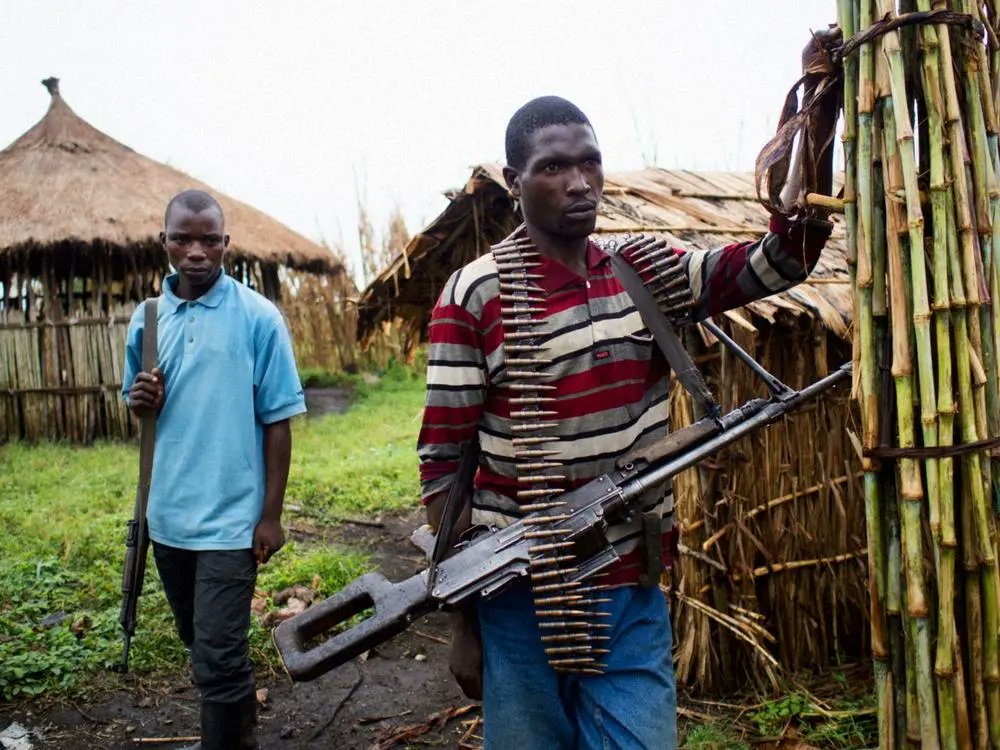 Sgt_Tiger1's tweet photo. Ils célèbrent un nouvel accord à Genève.
Ici, rien n’a changé : les FDLR et les FDNB continuent d’attaquer, soutenus par Kinshasa.
Nous les recevons comme il se doit.
Les négociations ne changeront pas le fait que certains ont choisi le camp des génocidaires.#stopFdlr https://t.co/zPEFUPZKrn