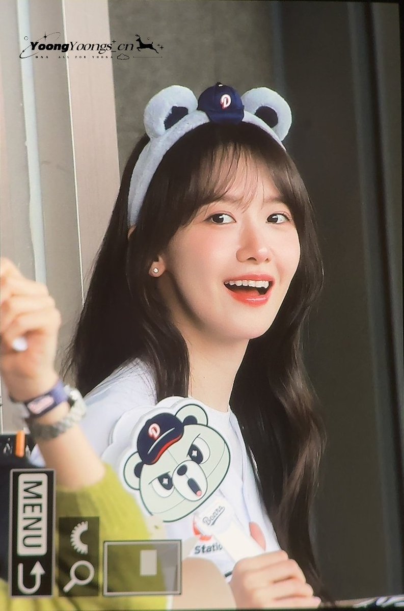 𝕐𝕠𝕠𝕟𝔸 𝕃𝕚𝕓𝕣𝕒𝕣𝕪☁️🦌🎀 tweet media