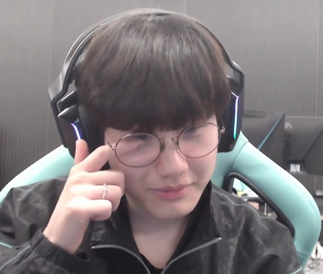 dua_0829's tweet image. 커리어선수 세례명은 
'이냐시오' 입니다. 
몇월의 이냐시오인지는 아마 본인도 모르지 않을까 싶은데...ㅋㅋㅋ 

#career #커리어