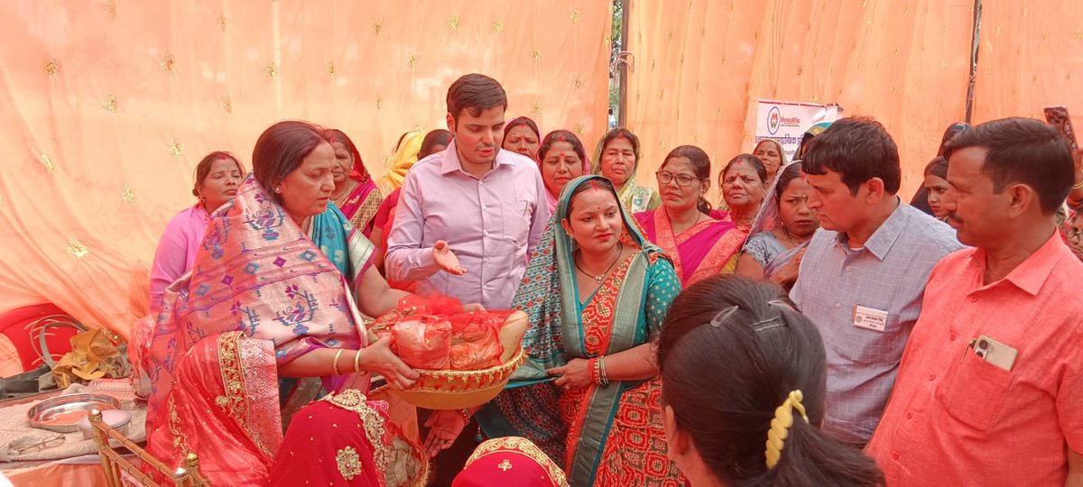 cdo_rd13743's tweet image. #Gram Chopal#Block Chirgawn#Cdo Gorakhpur