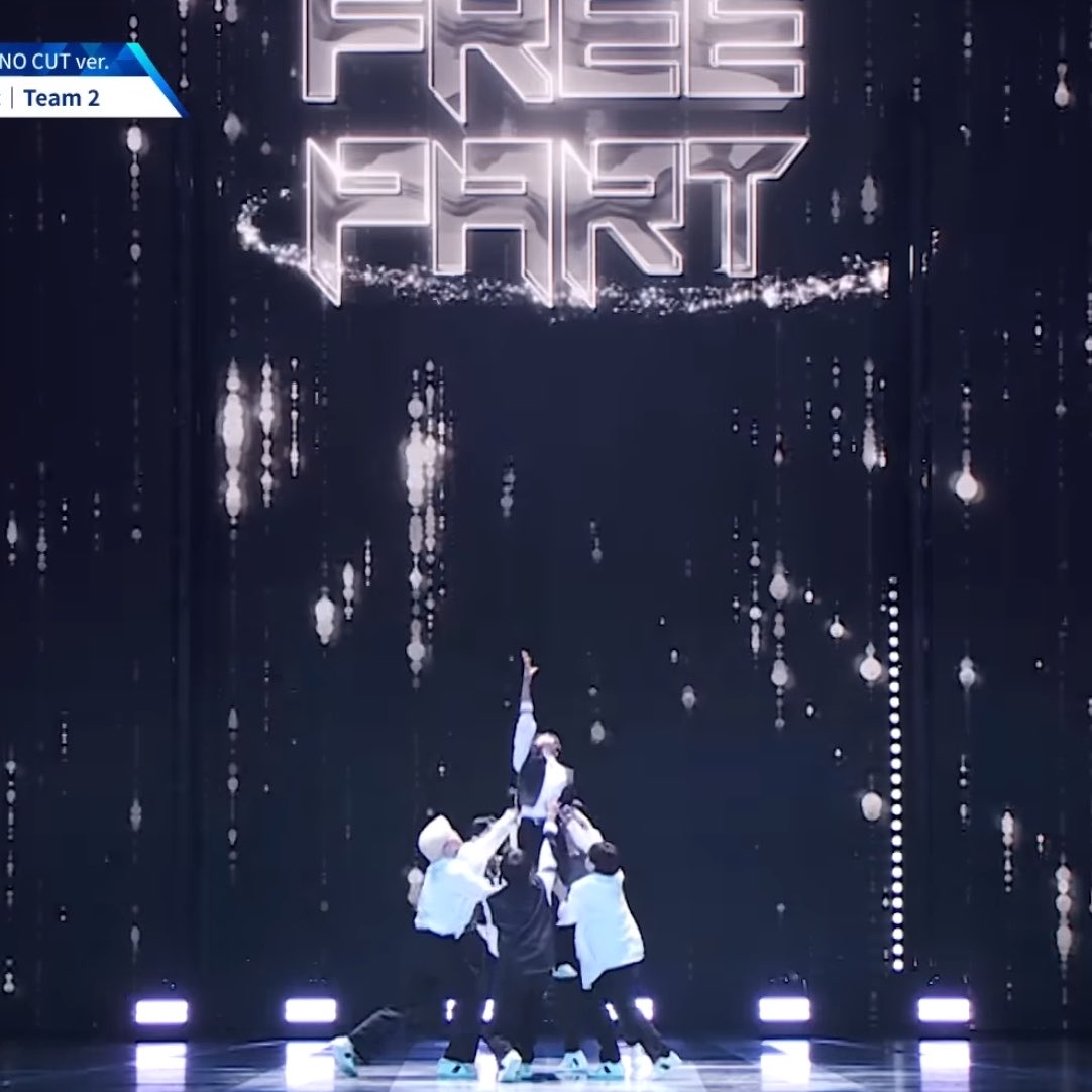 🪄︎︎🖤 tweet media