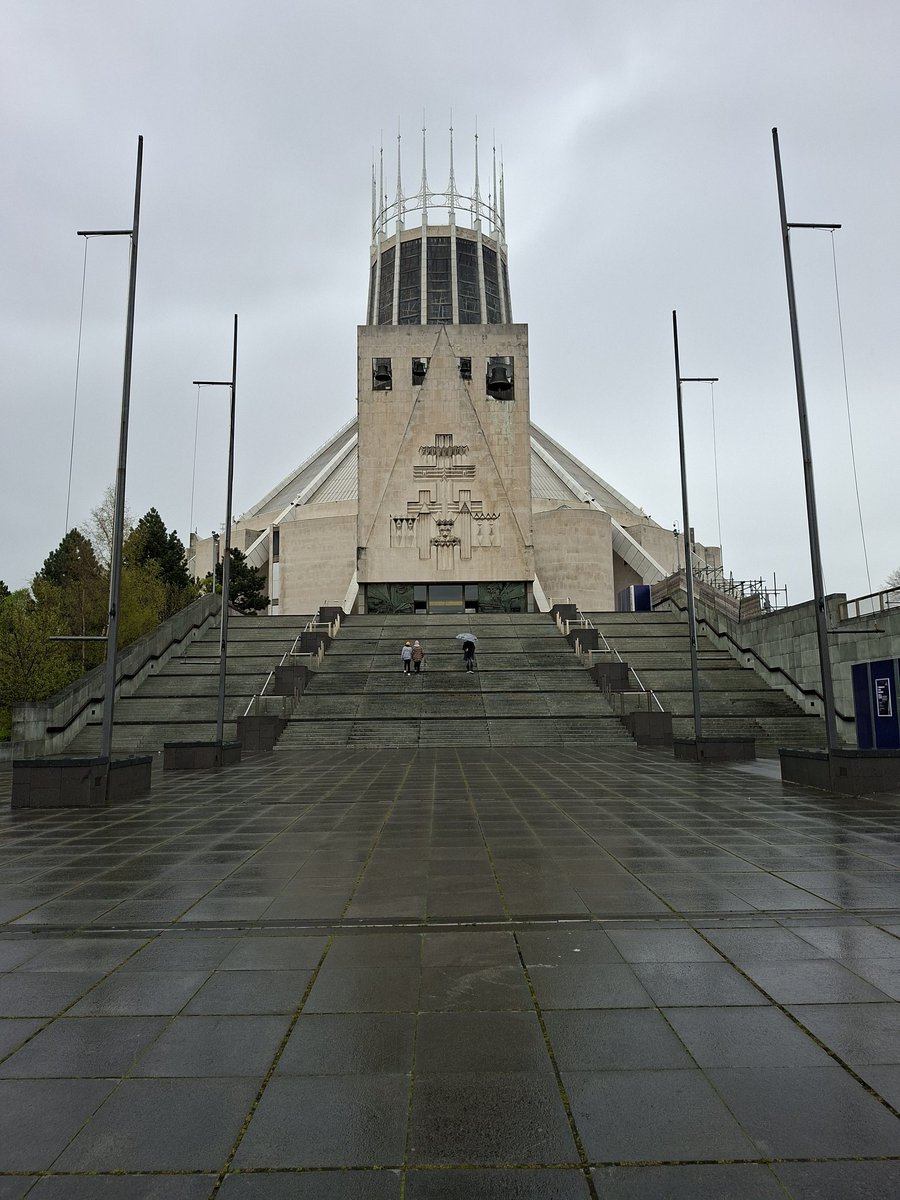 roger_grafton's tweet image. Well, #Liverpool.  You genuinely surprised me! Thanks for an anazing few days.  It was an absolute blast and I'll be back!!!