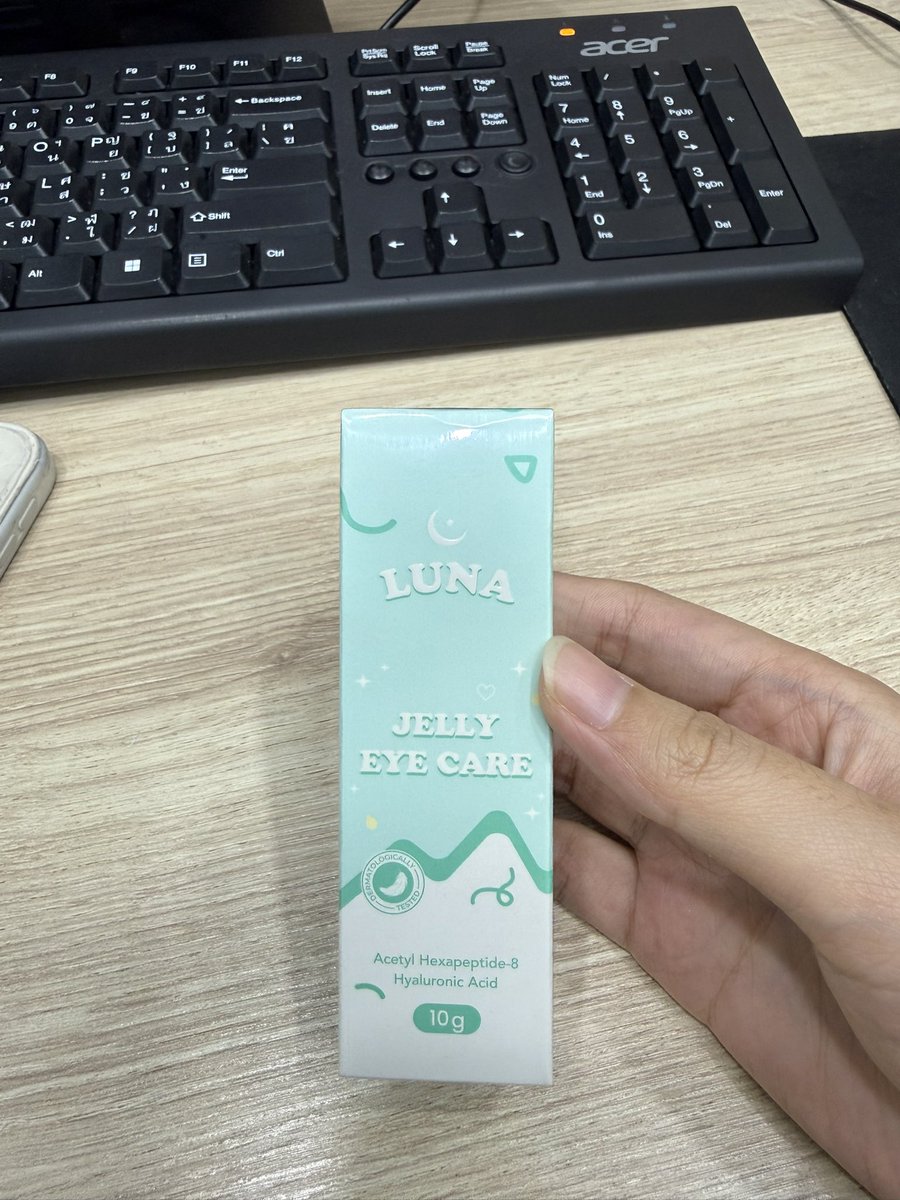Zchayarat's tweet photo. ส่งต่อ luna eye cream 
Luna jelly eye care
ของใหม่ ซีล 
140 บาท ส่งฟรี 💗
สนใจ dm ได้เลยนะคะ

#ส่งต่อ #ส่งต่อเครื่องสําอาง #ส่งต่อเครื่องสำอางมือสอง #ส่งต่อเครื่องสำอางมือ2 #เครื่องสําอางมือสอง #เครื่องสำอางมือ2 #ส่งต่อเครื่องสำอางค์ https://t.co/SsAKMyvz3N
